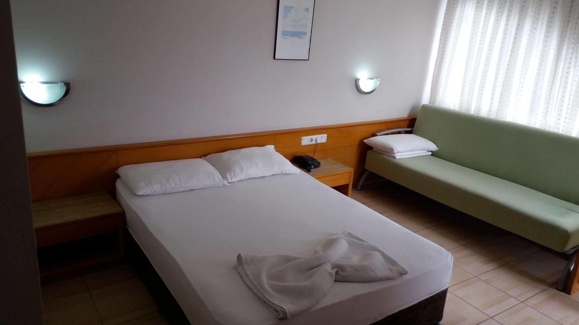 Isinda Hotel 安塔利亚 外观 照片
