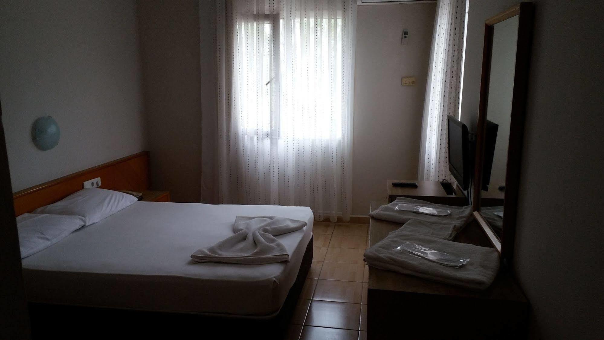 Isinda Hotel 安塔利亚 外观 照片