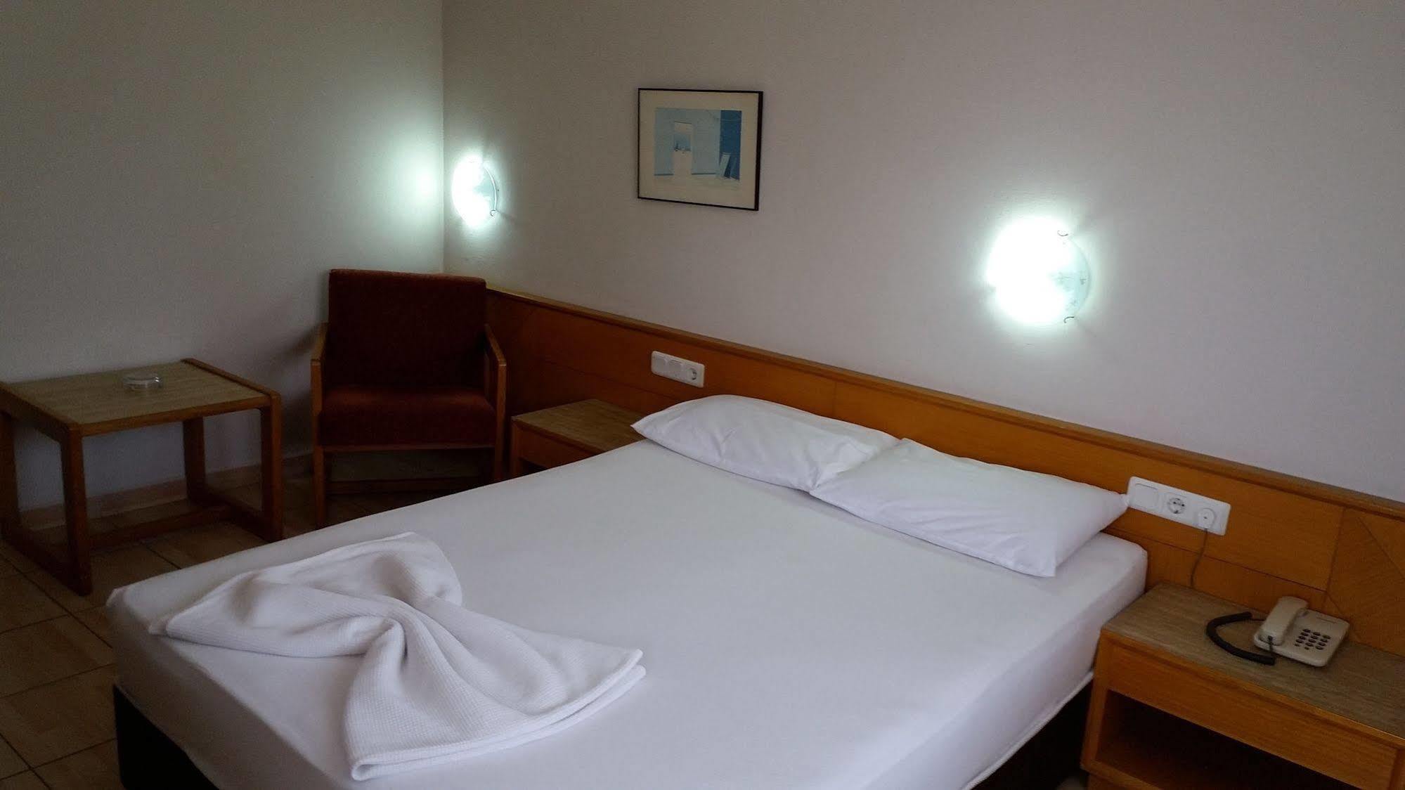 Isinda Hotel 安塔利亚 外观 照片